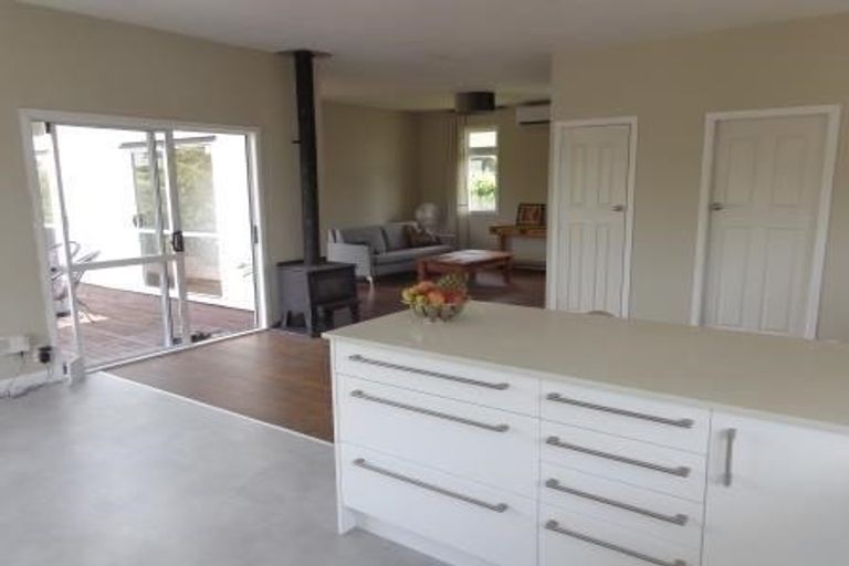 Photo of property in 1/29 Tahi Terrace, Glen Eden, Auckland, 0602