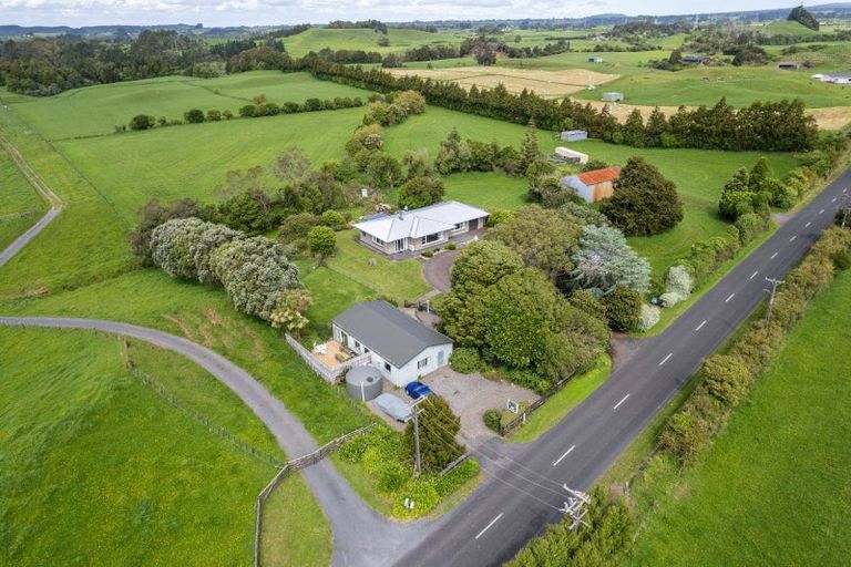 Photo of property in 737 Frankley Road, Hurworth, New Plymouth, 4371