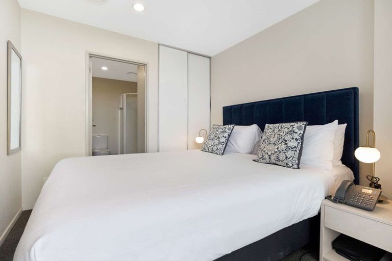 Photo of property in Proximity Apartments, 1010/17 Osterley Way, Manukau, Auckland, 2104