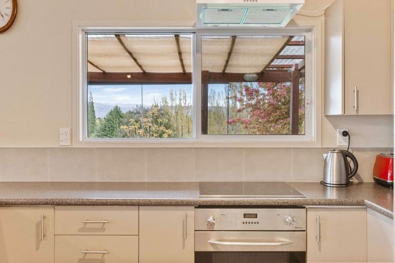 Photo of property in 53 Hillview Road, Alexandra, 9391