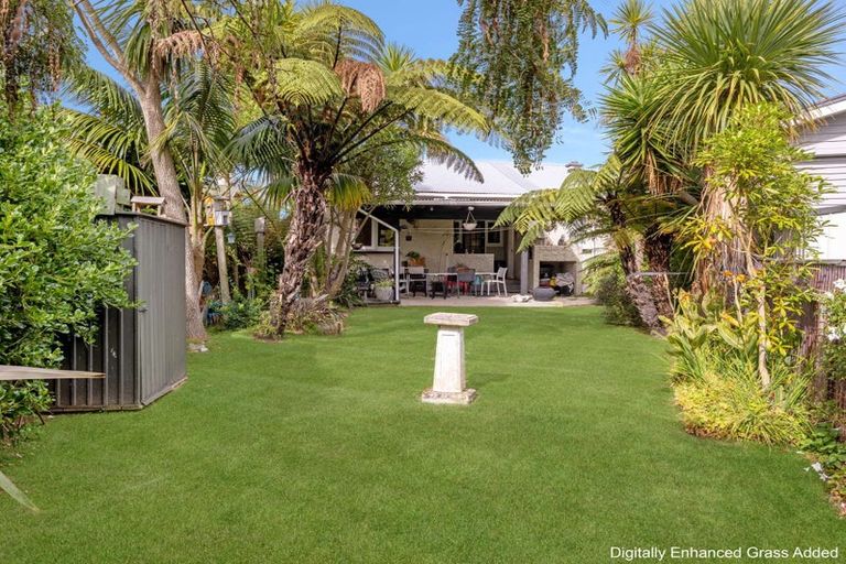 Photo of property in 26 College Street, College Estate, Whanganui, 4500