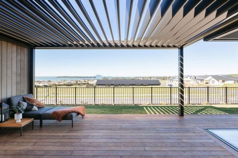 Photo of property in 19 Ridge Drive, Omokoroa, 3114