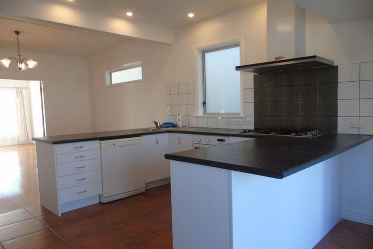 Photo of property in 18 Pilmuir Street, Hutt Central, Lower Hutt, 5010
