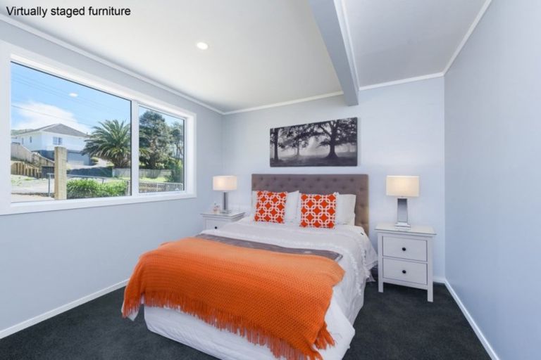 Photo of property in 2 Bell Street, Tawa, Wellington, 5028
