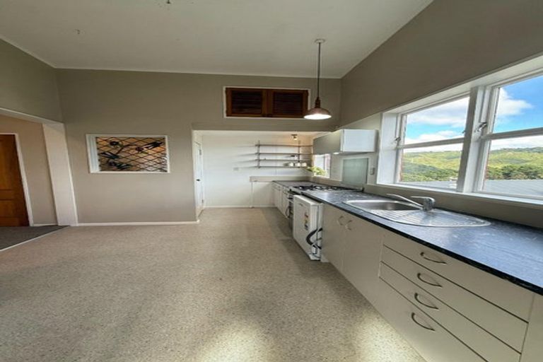 Photo of property in 66 Central Terrace, Kelburn, Wellington, 6012