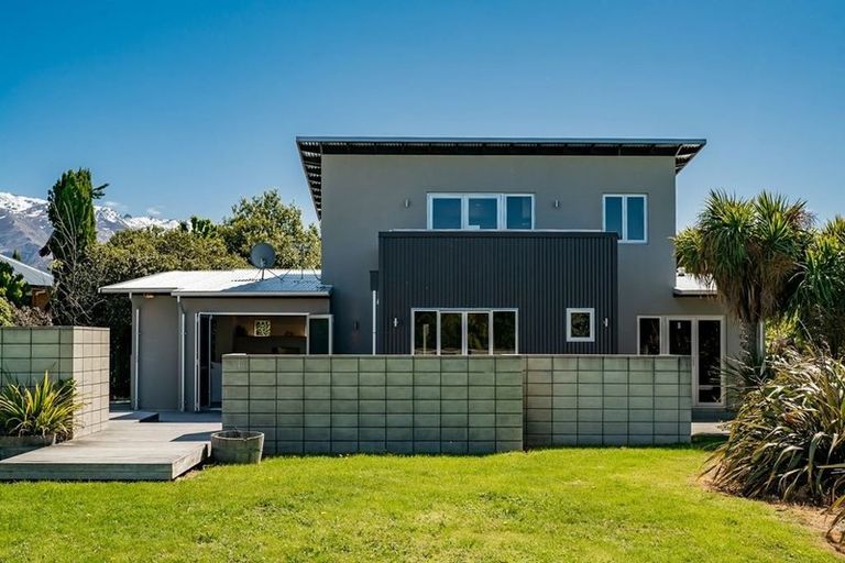 Photo of property in 8 Pisa Moorings Road, Mount Pisa, Cromwell, 9383