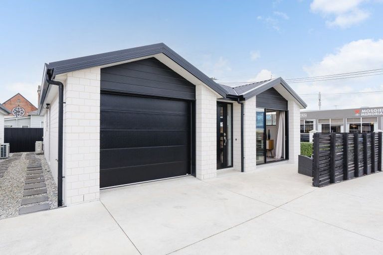 Photo of property in 5a Church Street, Mosgiel, 9024