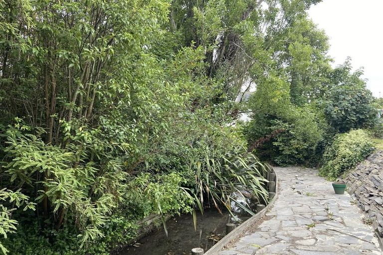 Photo of property in 4 Tuirau Place, Ilam, Christchurch, 8041