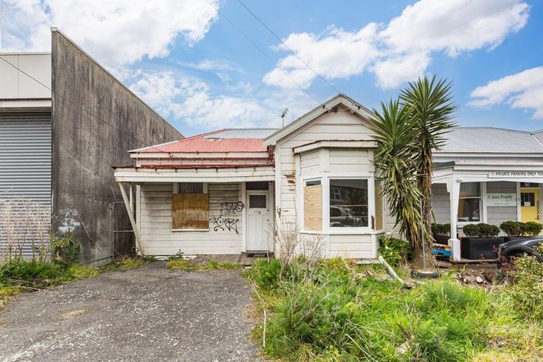 Photo of property in 74 Victoria Street, Petone, Lower Hutt, 5012