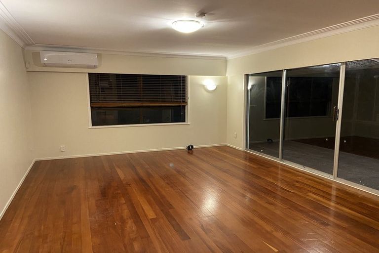 Photo of property in 3 Pedersen Place, Bucklands Beach, Auckland, 2012