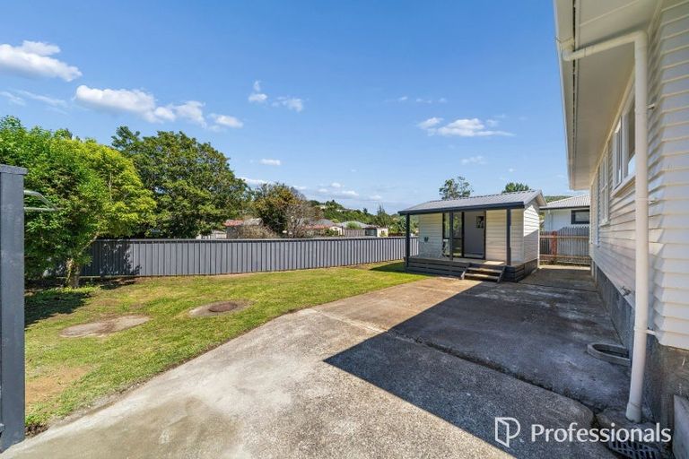 Photo of property in 90 Thomas Street, Stokes Valley, Lower Hutt, 5019