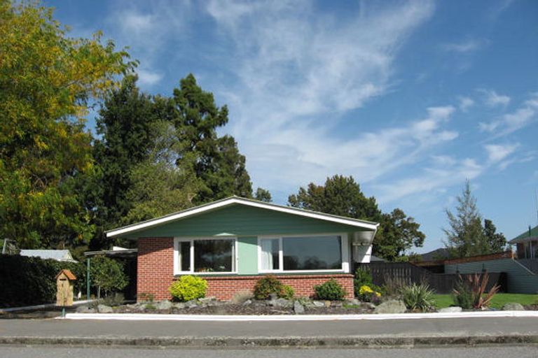 Photo of property in 1 Buckleys Terrace, Tinwald, Ashburton, 7700
