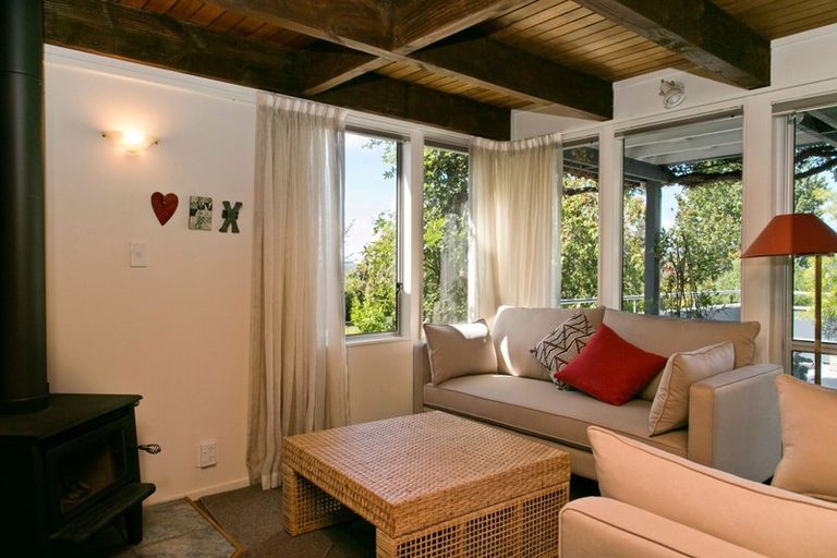 Photo of property in 16 Brunette Drive, Acacia Bay, Taupo, 3330