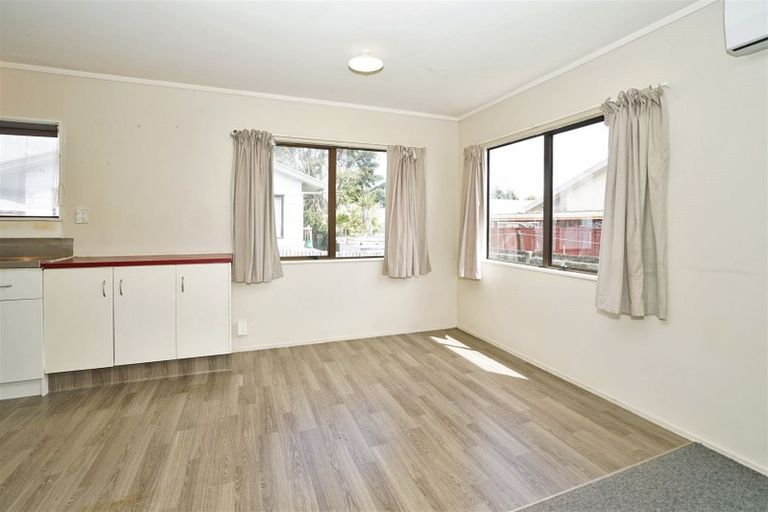 Photo of property in 12a Lloyd Drive, Nawton, Hamilton, 3200