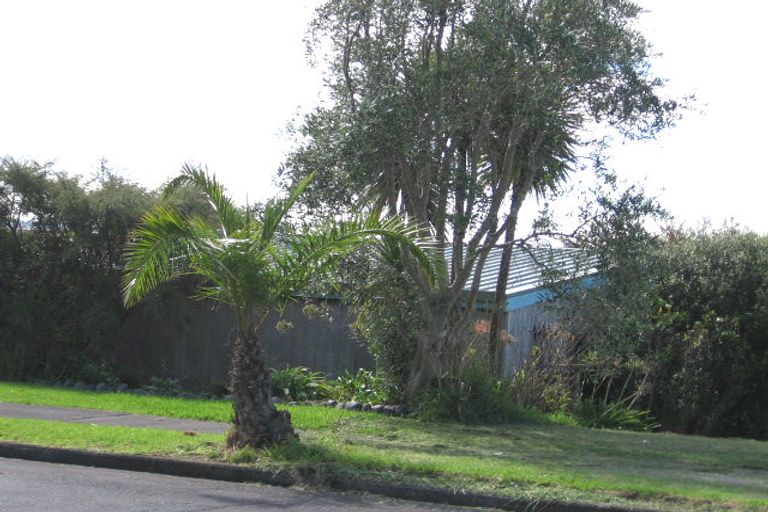 Photo of property in 20 Spinnaker Drive, Te Atatu Peninsula, Auckland, 0610