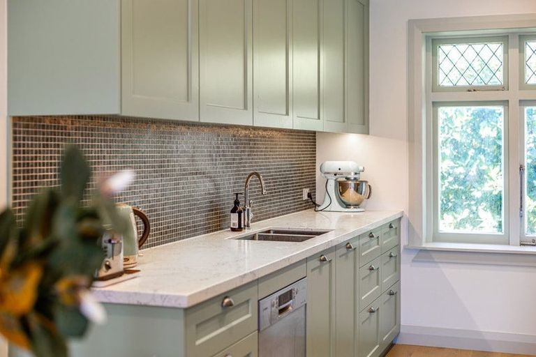 Photo of property in Hamilton Flats, 9a Hawker Street, Mount Victoria, Wellington, 6011