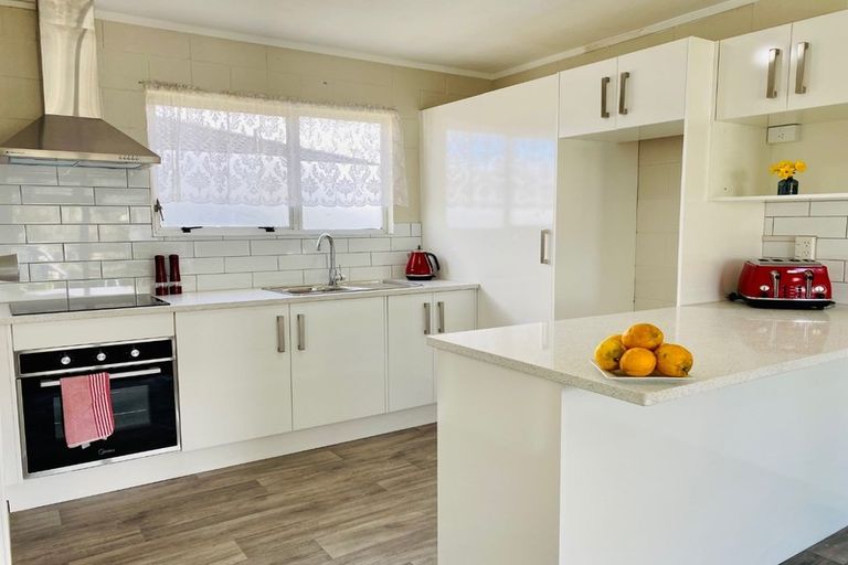 Photo of property in 4/9 Vine Street, Mangere East, Auckland, 2024