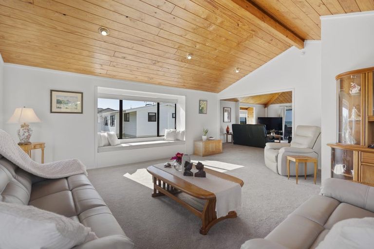 Photo of property in 18 Ocean Road, Ohope, 3121