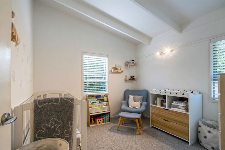 Photo of property in 1/52 Norwood Road, Bayswater, Auckland, 0622