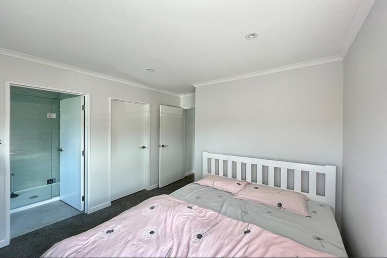 Photo of property in 116a Weatherly Road, Torbay, Auckland, 0630