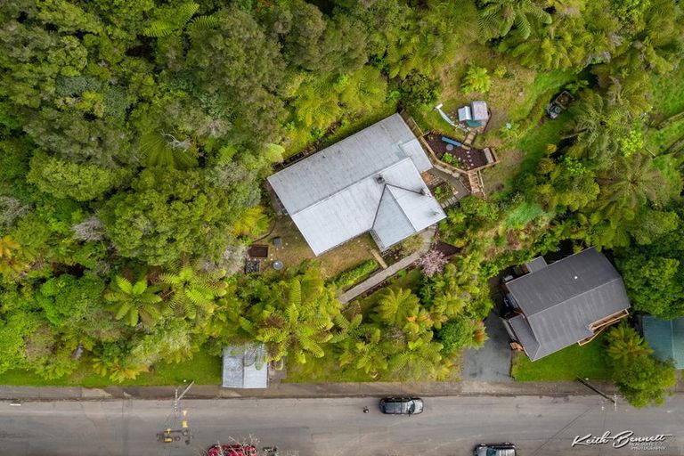 Photo of property in 36 Wyndham Road, Pinehaven, Upper Hutt, 5019