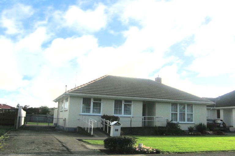 Photo of property in 36 Seddon Street, Takaro, Palmerston North, 4412
