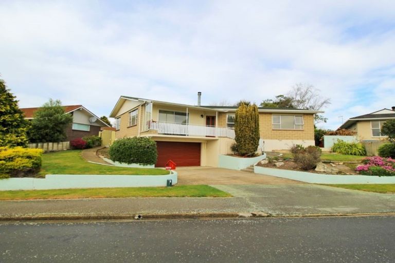 Photo of property in 7 Oakleigh Crescent, Oamaru North, Oamaru, 9400