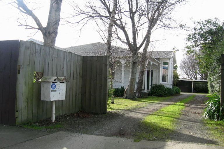 Photo of property in 23 Ruahine Street, Roslyn, Palmerston North, 4414