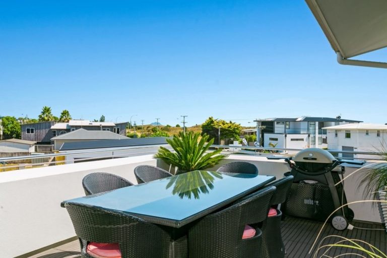 Photo of property in 1022a Papamoa Beach Road, Papamoa Beach, Papamoa, 3118