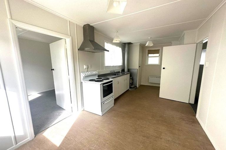 Photo of property in 4a Wharenui Road, Owhata, Rotorua, 3010