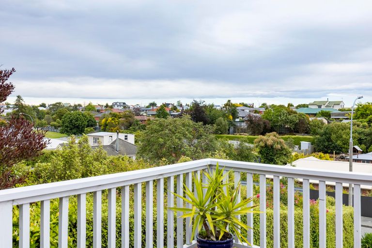 Photo of property in 10 Clifton Terrace, West End, Timaru, 7910