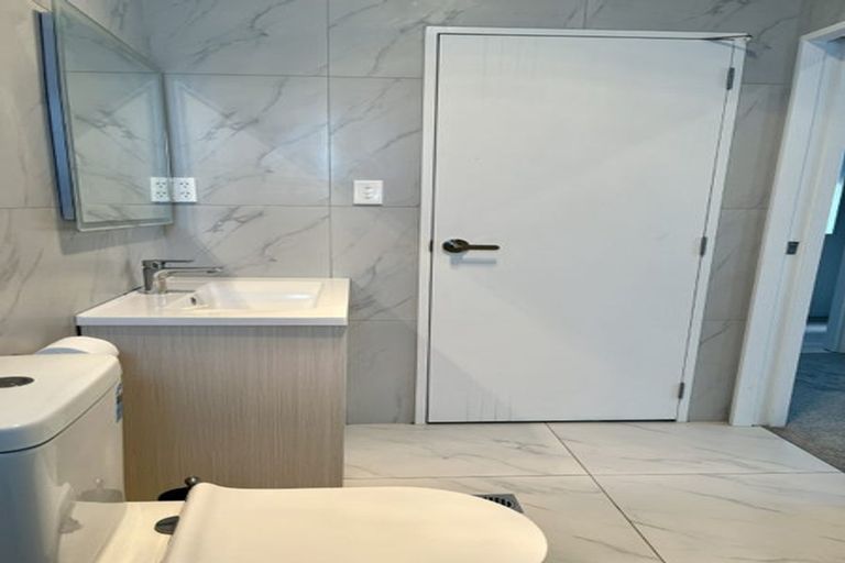 Photo of property in 1 Faithful Drive, Karaka, Papakura, 2113