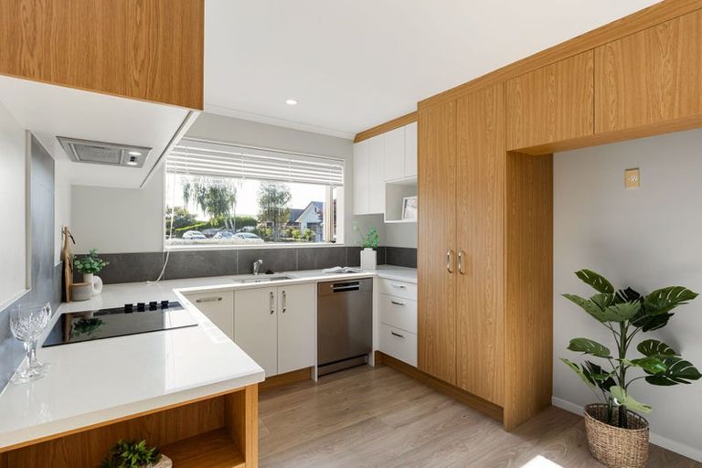 Photo of property in 10 Kimiora Close, Fairview Downs, Hamilton, 3214