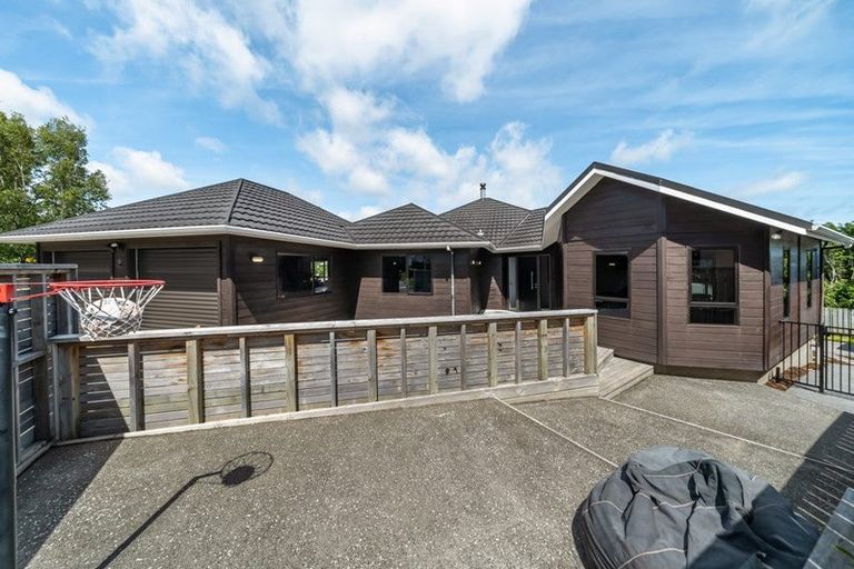 Photo of property in 24 Spyglass Lane, Whitby, Porirua, 5024