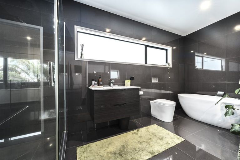 Photo of property in 239 Metcalfe Road, Ranui, Auckland, 0612