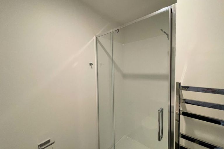 Photo of property in 5/5 Brandon Road, Glen Eden, Auckland, 0602