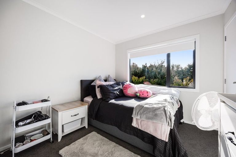 Photo of property in 2/125b Metcalfe Road, Ranui, Auckland, 0612