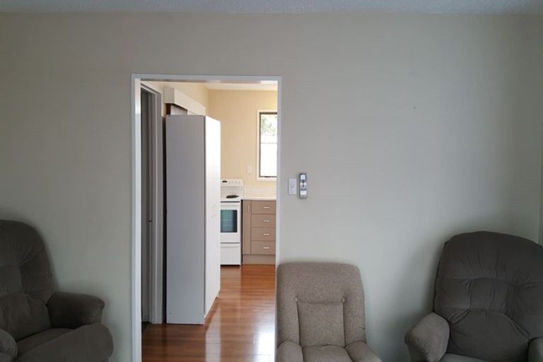 Photo of property in 19b Chipping Lane, Redwood, Christchurch, 8051