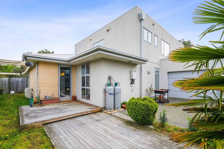 Photo of property in 24 Dinton Street, Russley, Christchurch, 8042