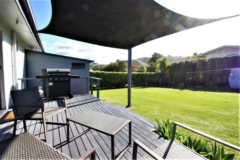 Photo of property in 20 Marlin Place, Whiritoa, Whangamata, 3691