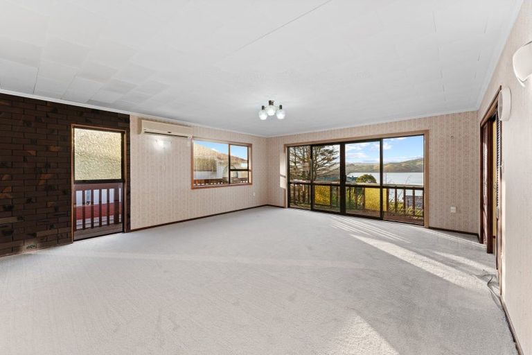 Photo of property in 40 Bosun Terrace, Whitby, Porirua, 5024