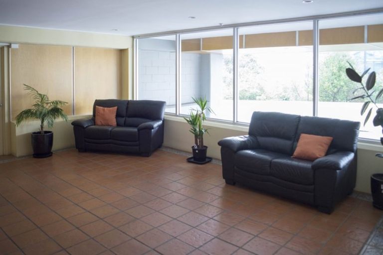 Photo of property in 11-41/54 Hill Street, Thorndon, Wellington, 6011