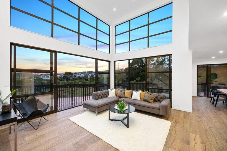 Photo of property in 101 Glenvar Ridge Road, Long Bay, Auckland, 0630