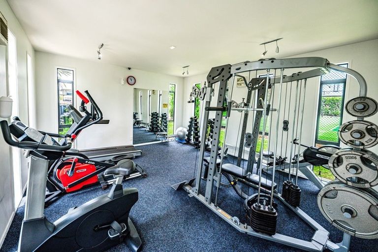 Photo of property in 116/2 Armoy Drive, East Tamaki, Auckland, 2016