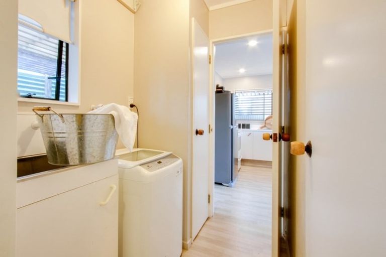 Photo of property in 1a Barton Place, Marewa, Napier, 4110