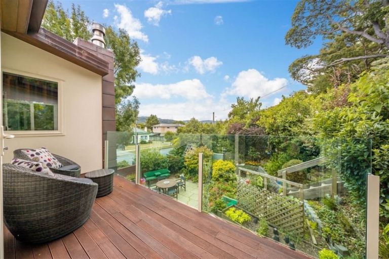 Photo of property in 76 Heretaunga Square, Silverstream, Upper Hutt, 5019