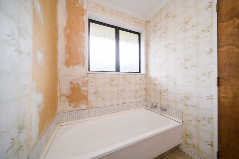 Photo of property in 21 Chadwick Place, Highbury, Palmerston North, 4412