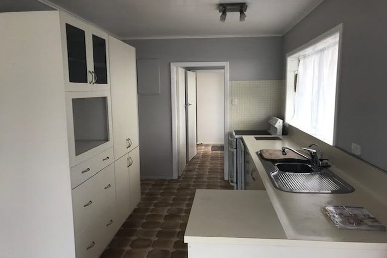 Photo of property in 254 Taita Drive, Taita, Lower Hutt, 5011