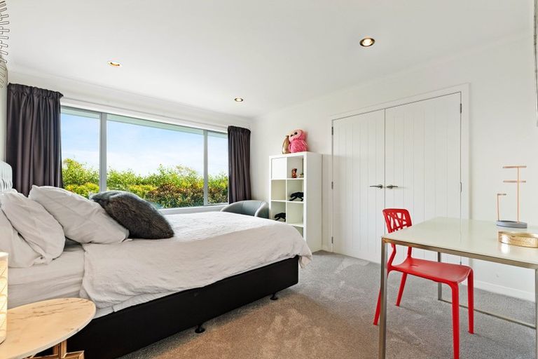 Photo of property in 20 Langford Place, Dairy Flat, Albany, 0792