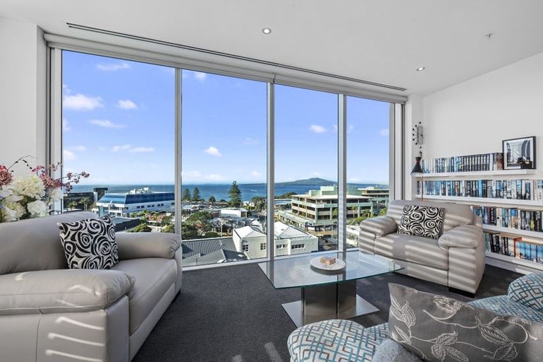 Photo of property in Sentinel Apartments, 801/3 Northcroft Street, Takapuna, Auckland, 0622